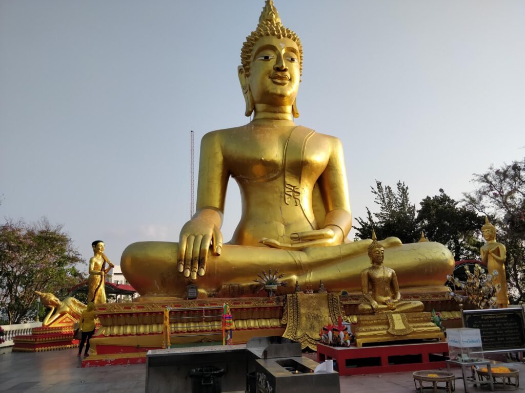 Thailand Blog: Pattaya Day 1 pattaya budda temple