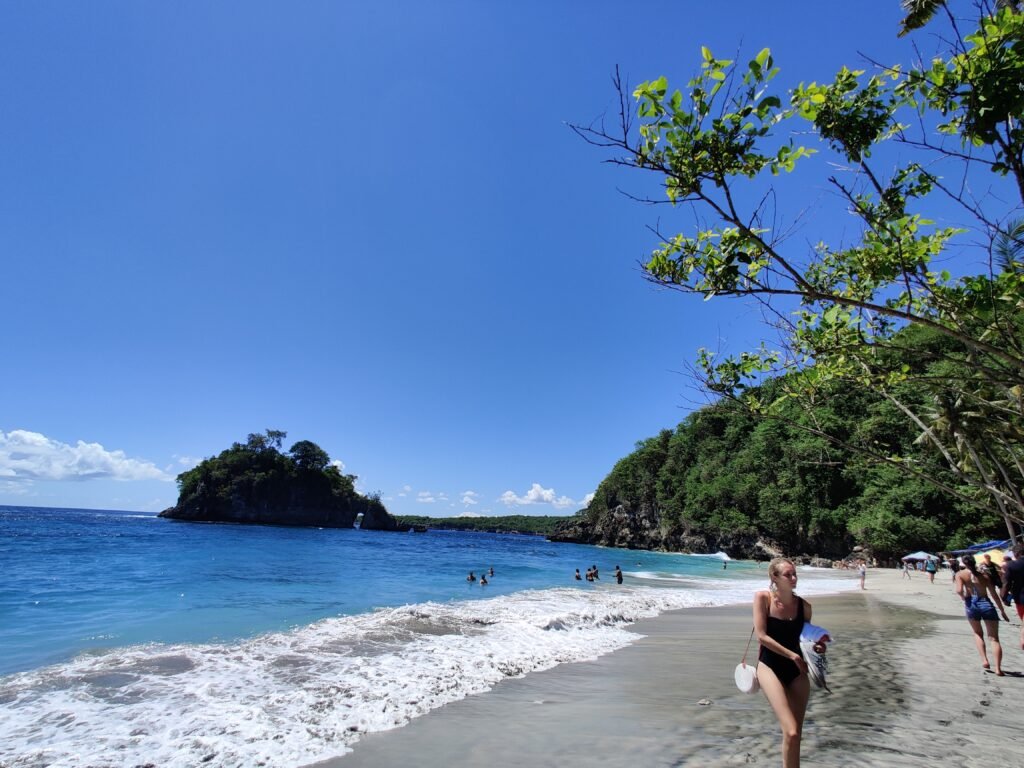nusa penida bali indonesia crystal beach