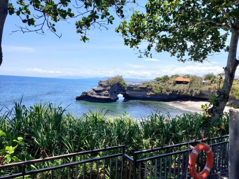 ocean and mountain travel experience tanah lot bali indonesia